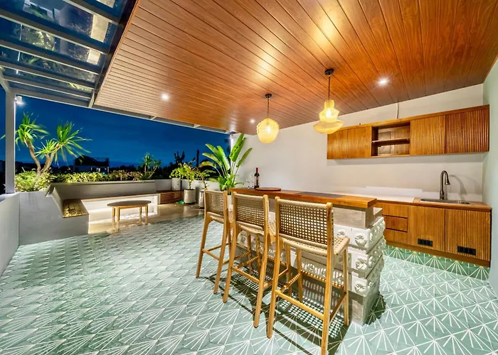 Modern Designer Canggu, Private Pool, Ricefield Views, Family And Group Denpasar (Bali)