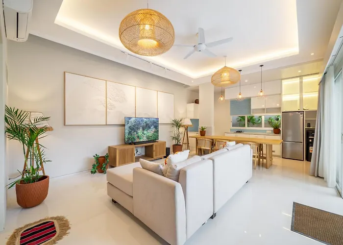 Modern Designer Canggu, Private Pool, Ricefield Views, Family And Group *