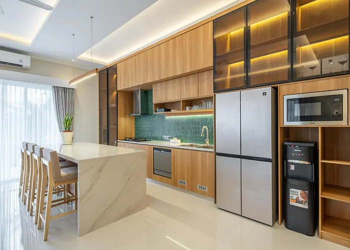 Modern Designer Canggu, Private Pool, Ricefield Views, Family And Group