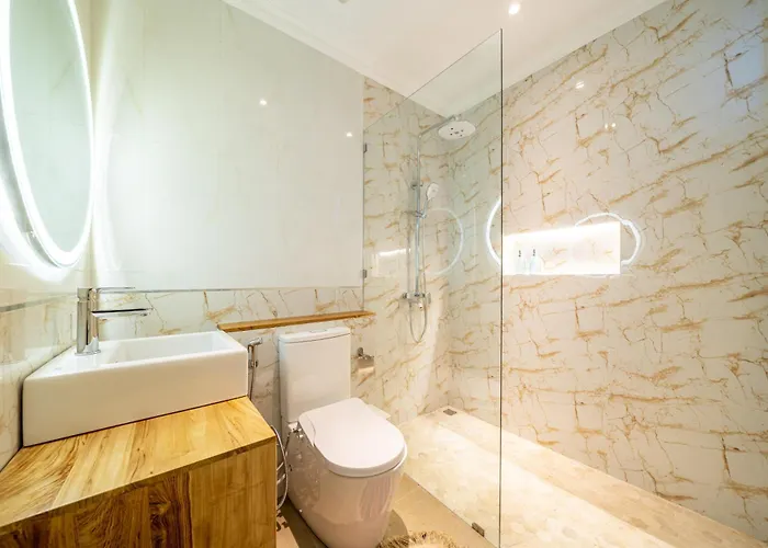 Villa Modern Designer Canggu, Private Pool, Ricefield Views, Family And Group